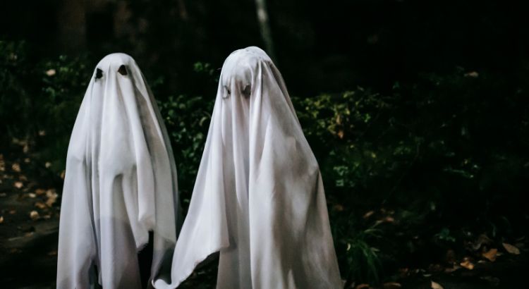 os cinco livros de terror com criancas assustadoras