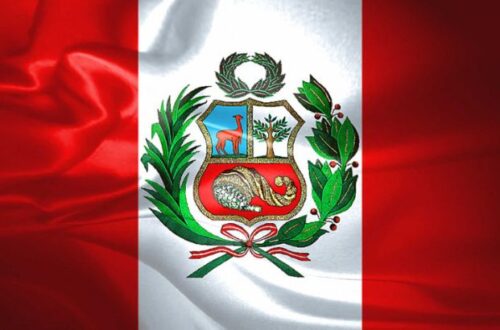 escritores literatura peru