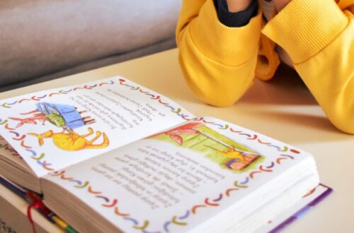 conheca a importancia da literatura infantil no desenvolvimento da crianca