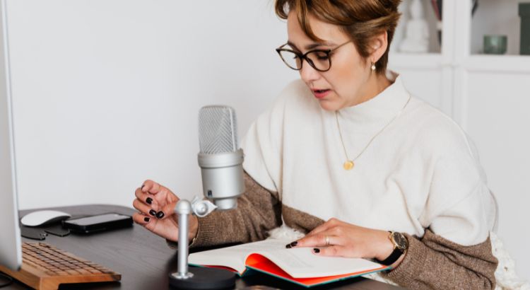 como divulgar seu audiolivro 6 estrategias para autores independentes