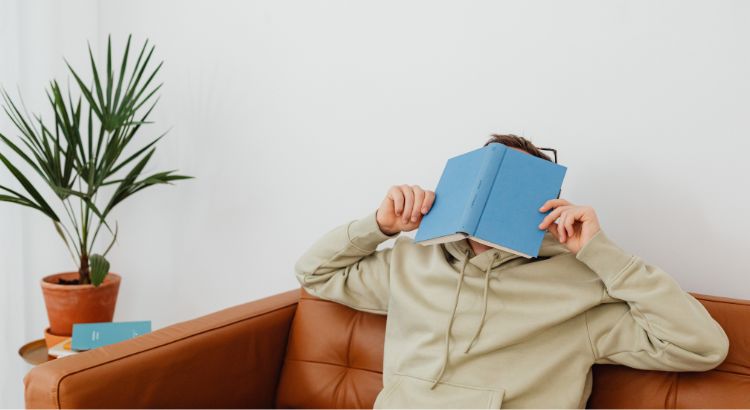 se voce quiser ler mais tera que encarar a realidade primeiro