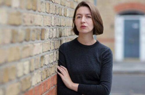 livros de sally rooney em ordem guia completo de leitura da autora de pessoas normais